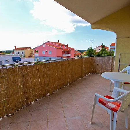 Veli Vrh 72 Apartment *