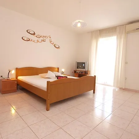 Apartment Veli Vrh 72 Pula